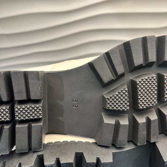 Seychelles Luster Leather Loafer Mary Jane Shoe Off White Womens Sz 8.5 - Picture 6 of 9